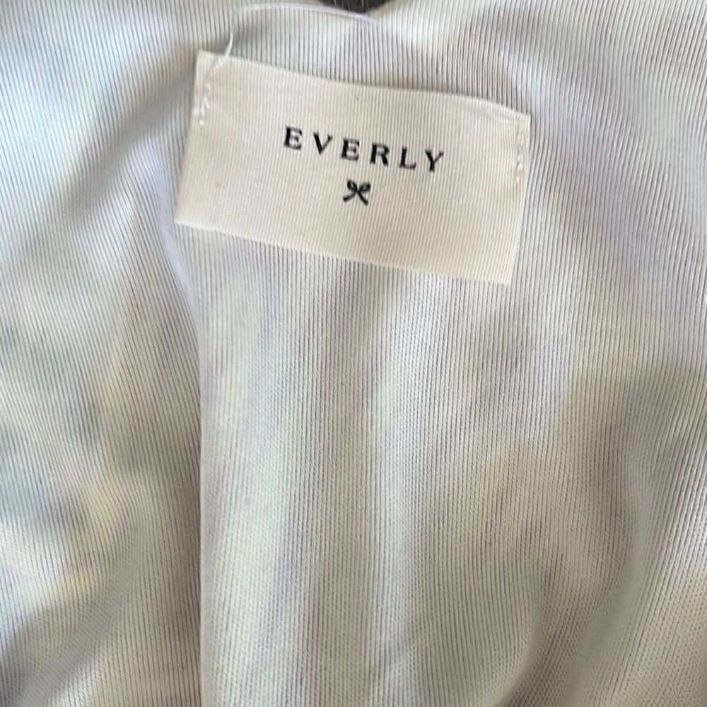EVERLY Dress - Picture 5 of 6